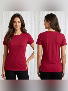 Merona Women’s The Ultimate Red Short Sleeve Fitted Shirt Size Medium